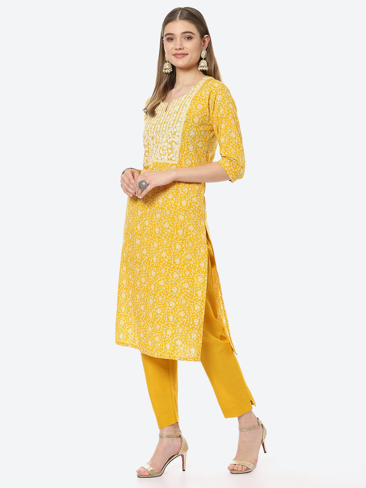 Resham Work Printed Chanderi Kurta With Pant
