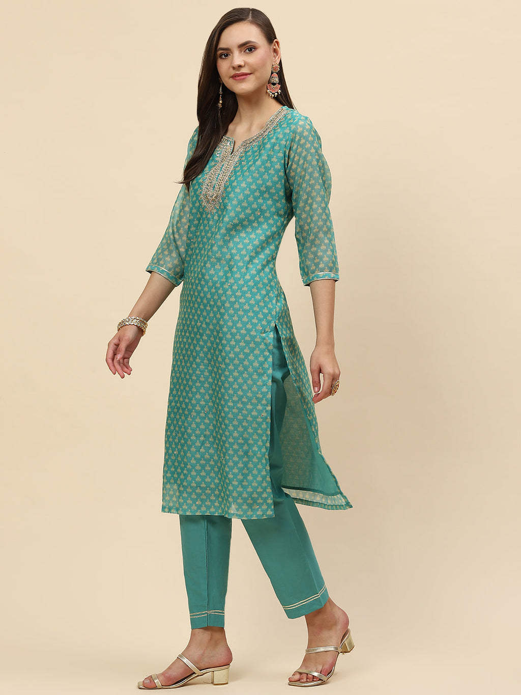 Gota Neck & Printed Chanderi Kurta With Pants