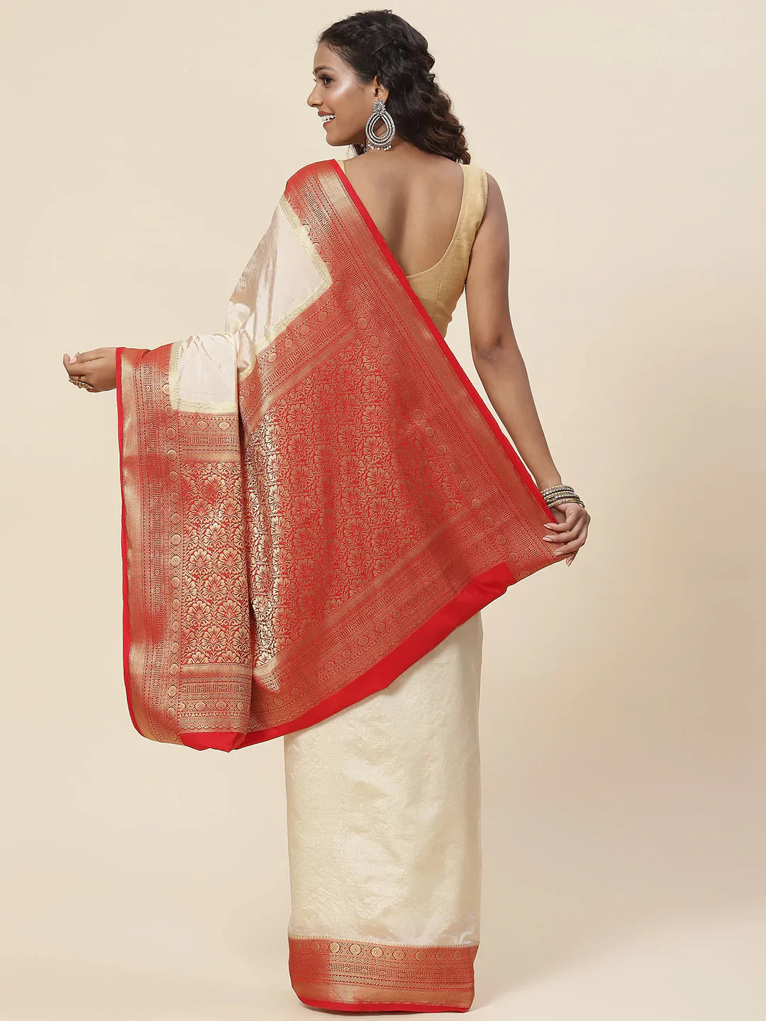 Zari Jaal Handloom Woven Saree