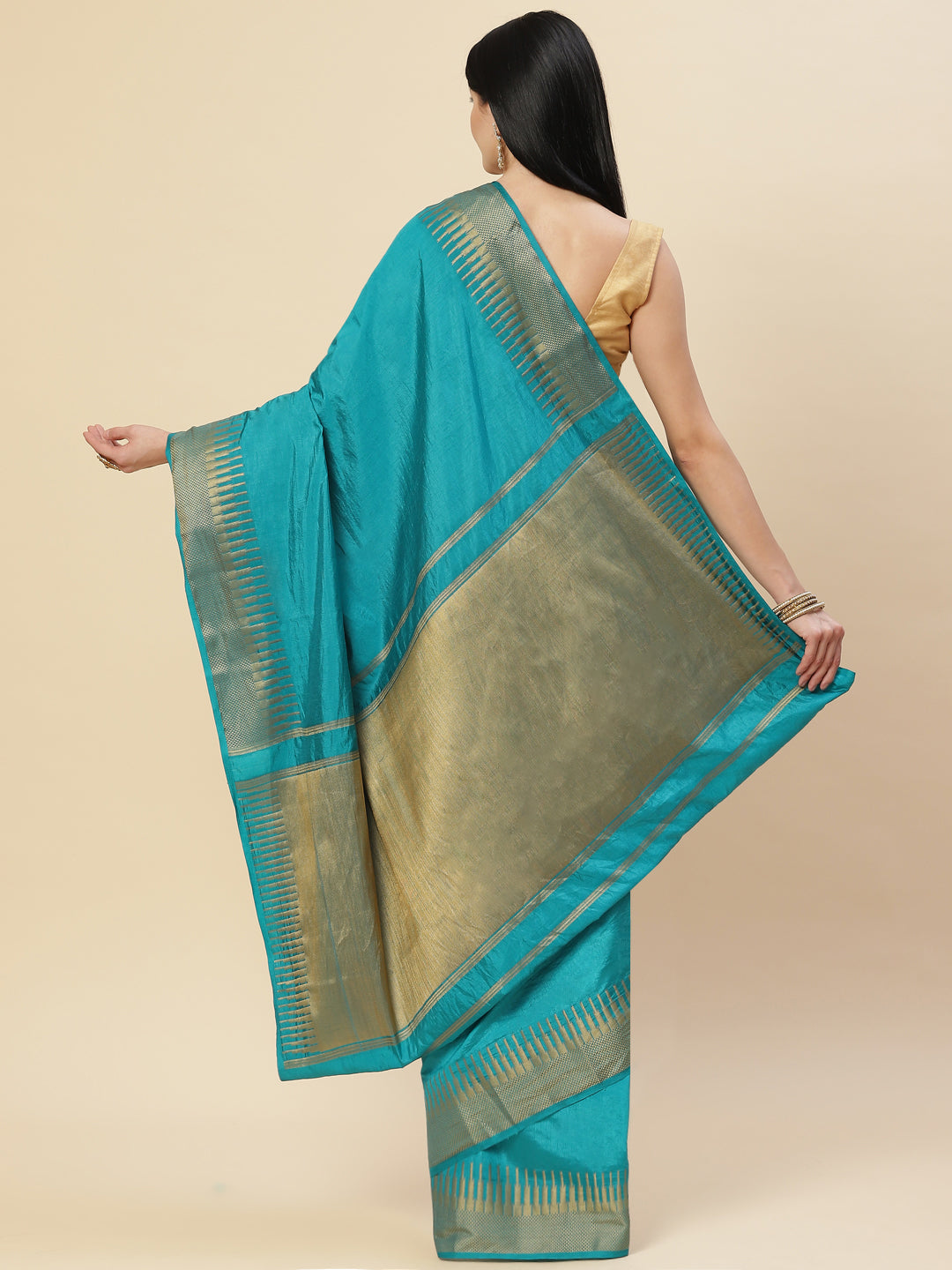 Plain Zari Border Handloom Woven Saree