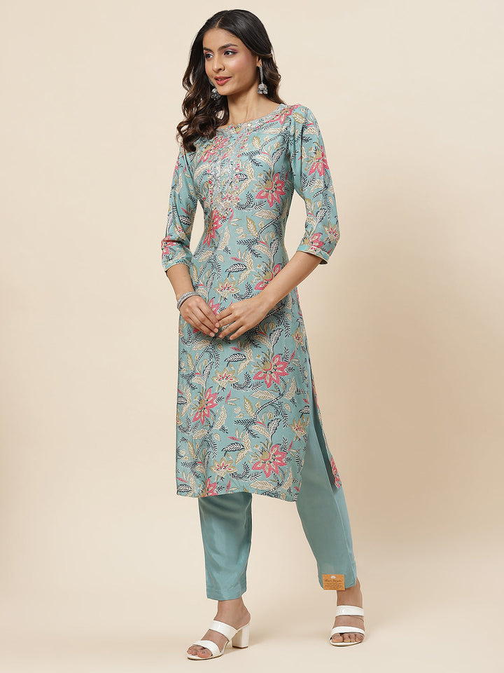 Floral Printed Mulsin Kurta With Pants
