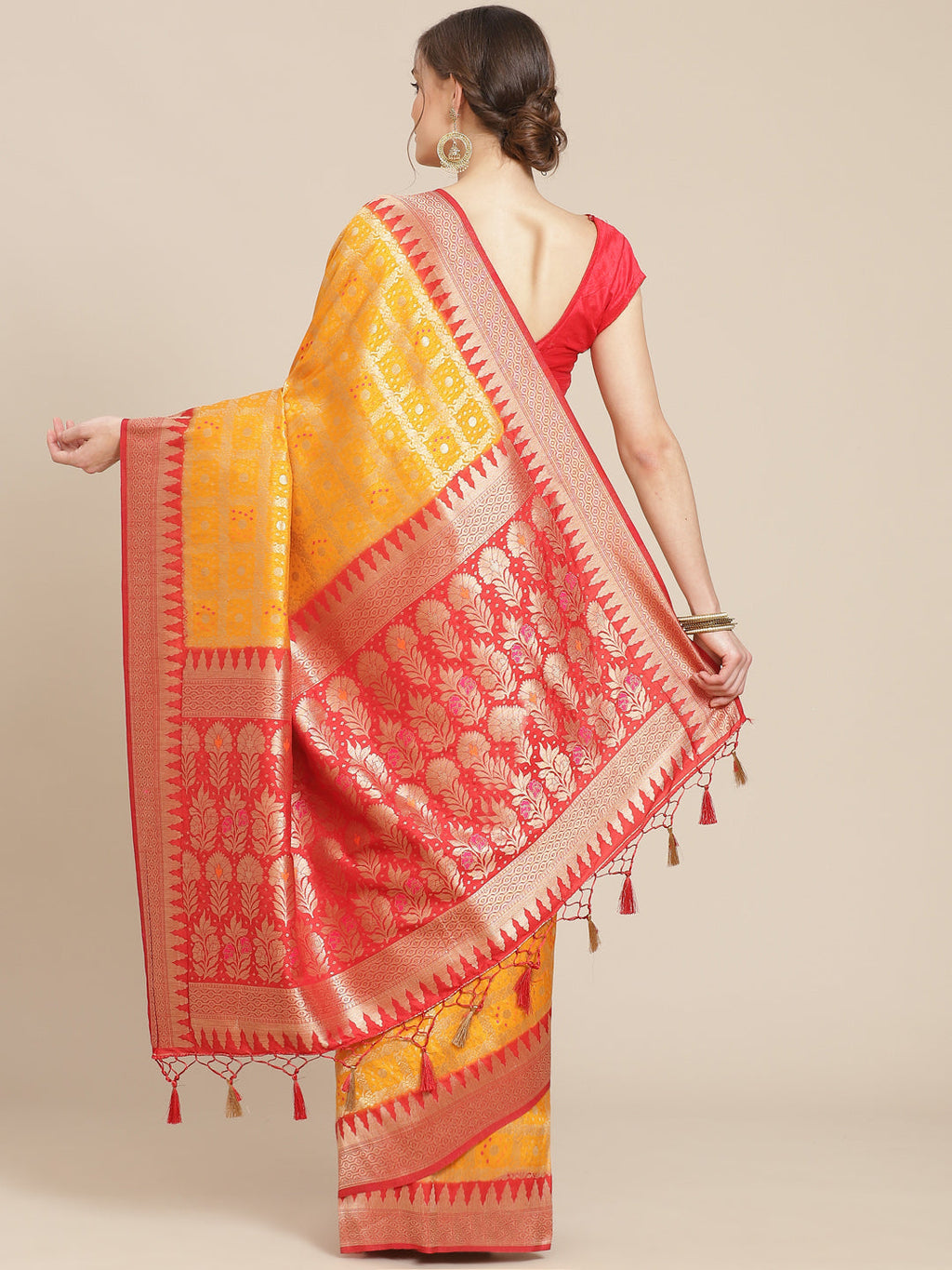 Bandhez Art Handloom Saree with Zari Border