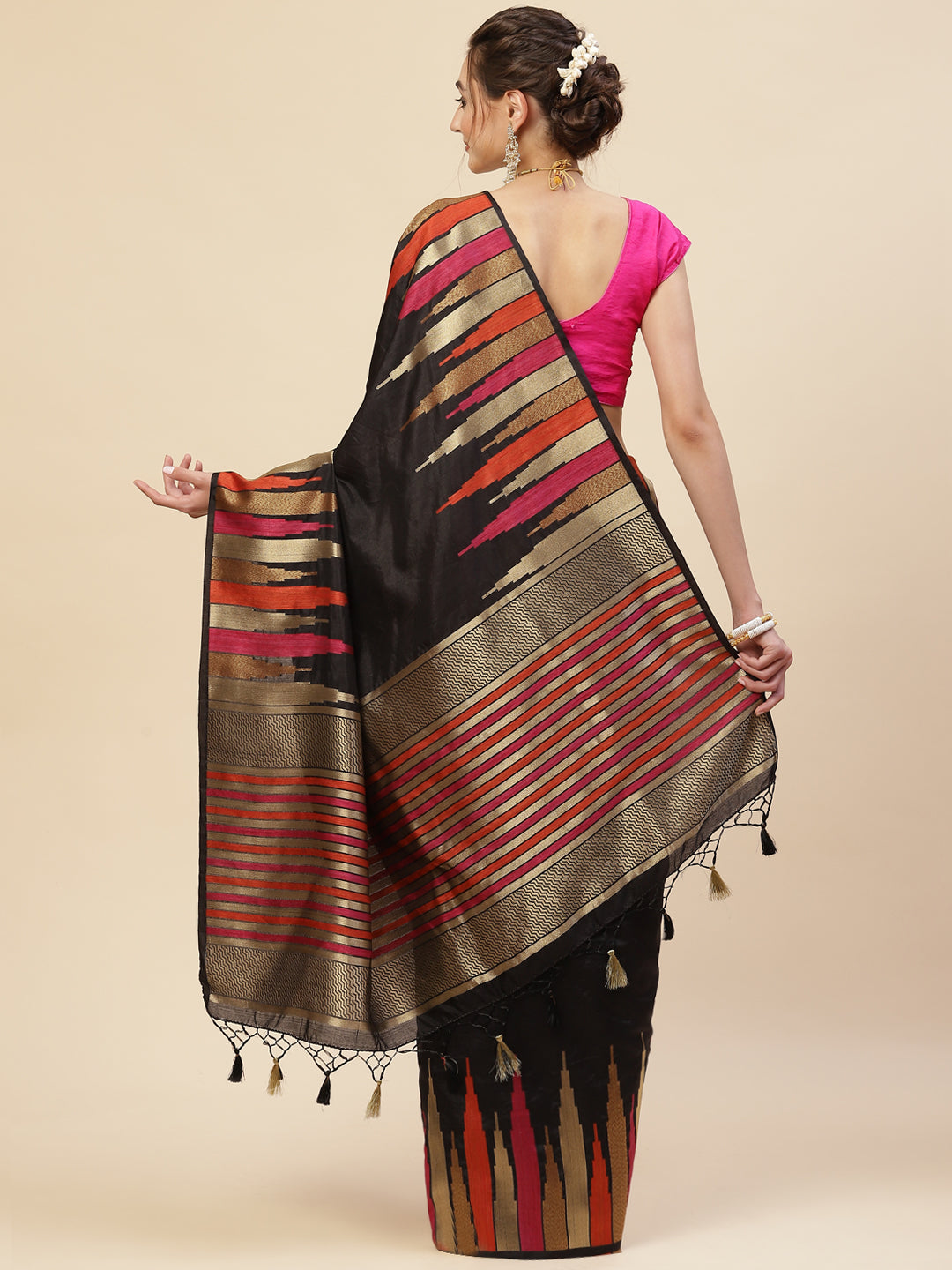 Plain Zari Border Handloom Woven Saree