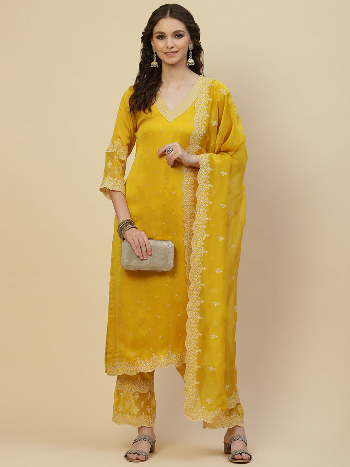 Resham Booti Satin Kurta With Pants &amp; Dupatta
