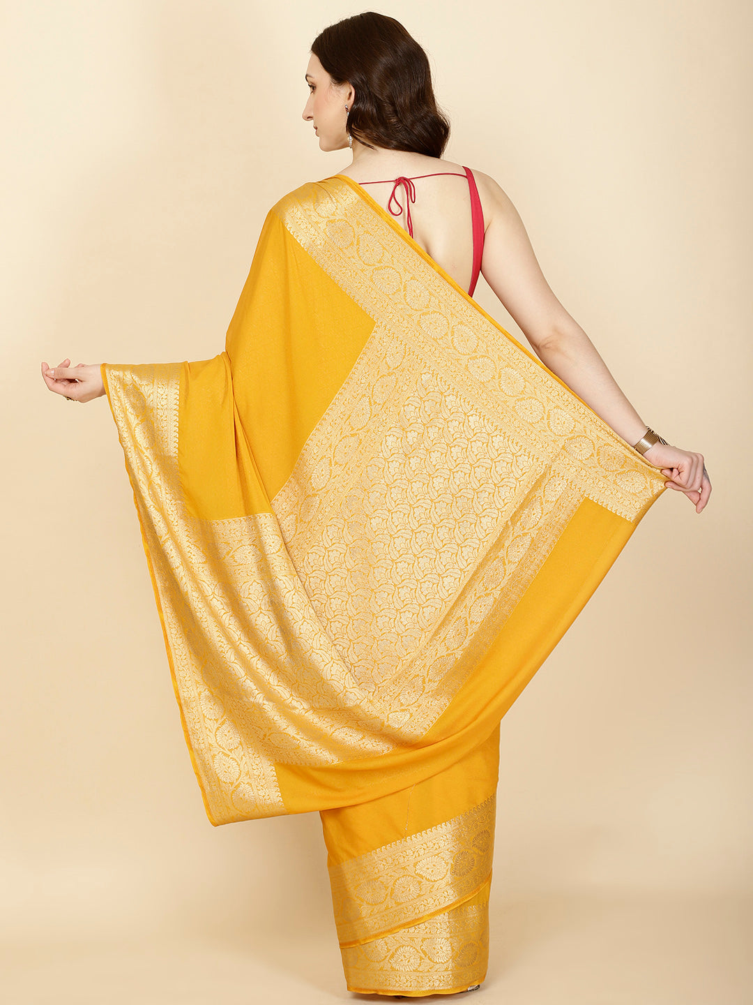 Plain Zari Border Georgette Saree