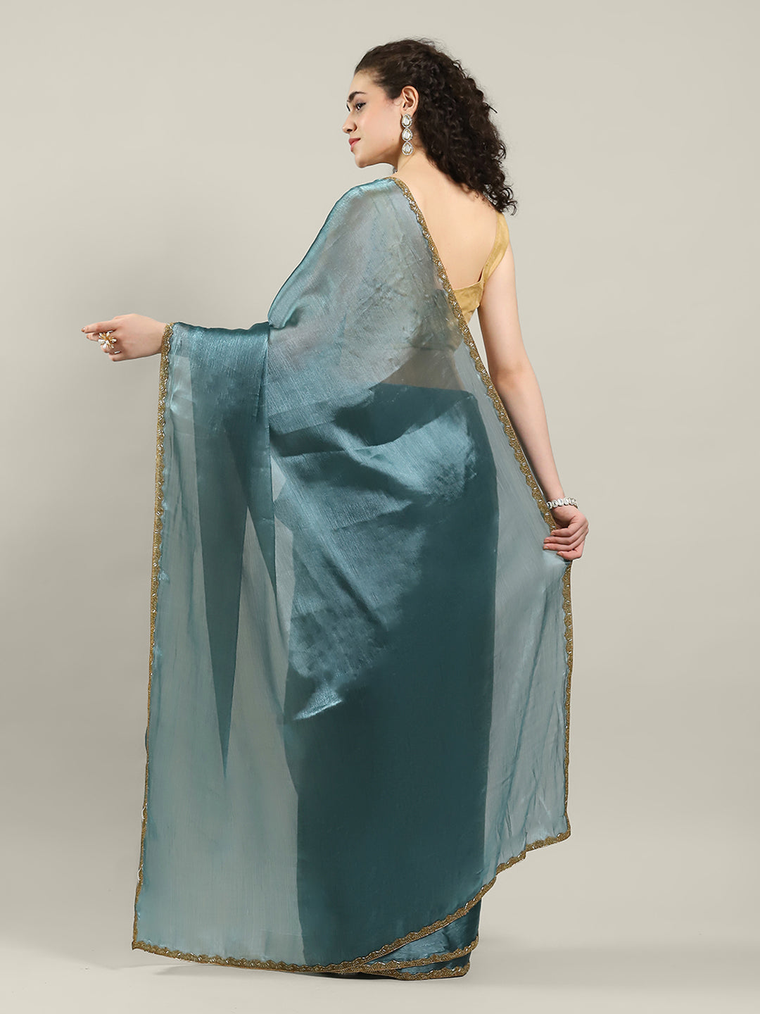 Plain Art slik Saree