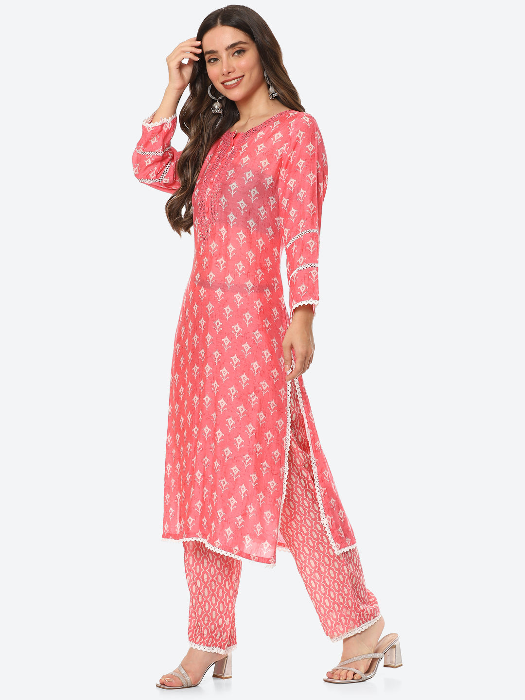 Printed Neck Embroidered Muslin Kurta With Pant