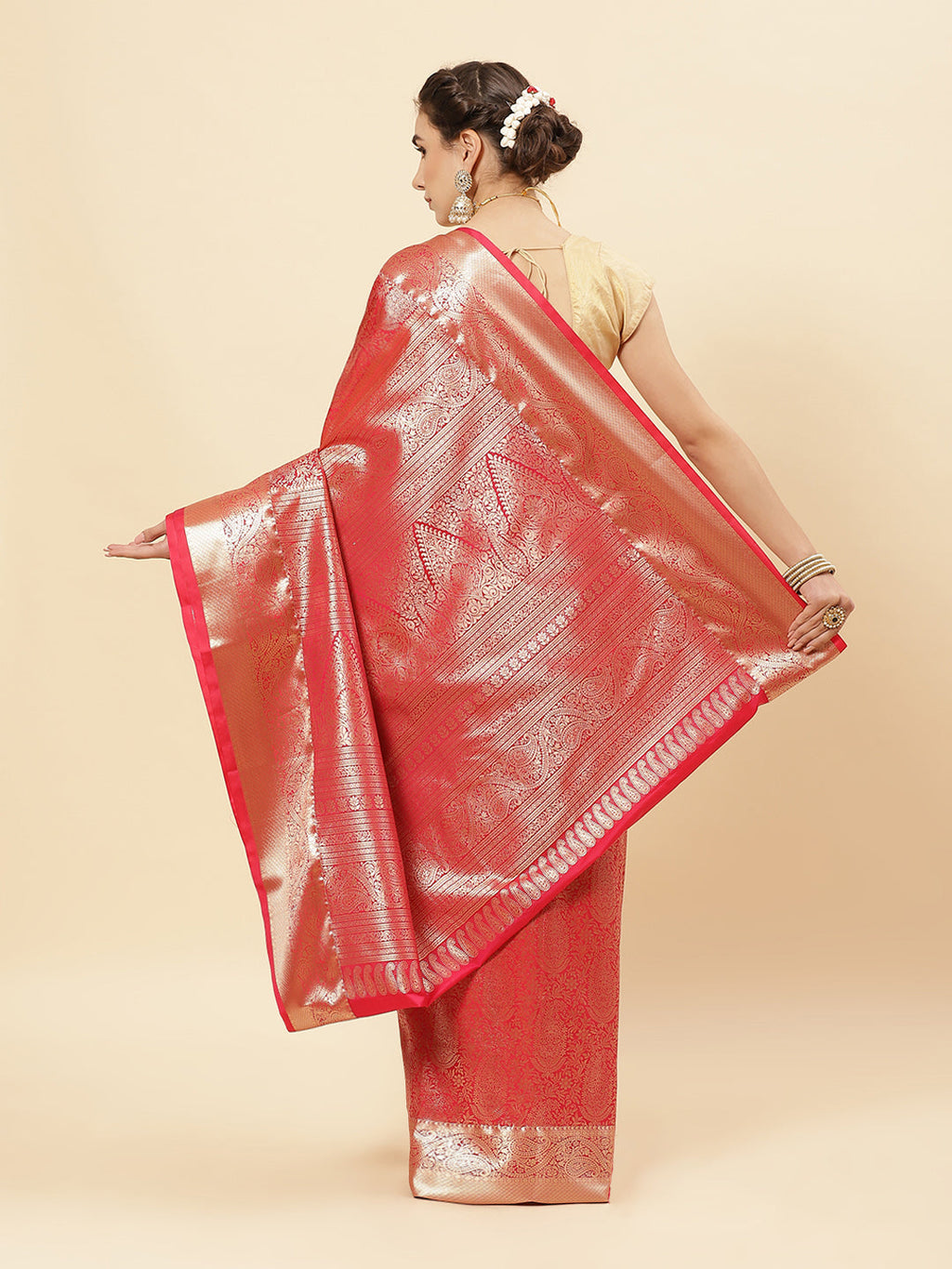 Art Handloom Saree with Brocade Zari Jaal Border