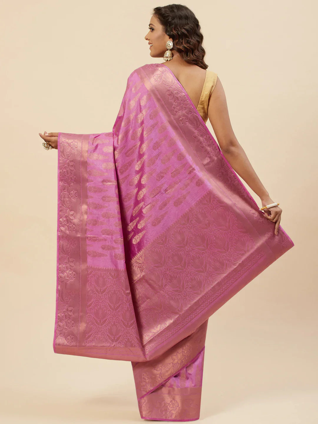 Zari Border Booti Handloom Woven Saree