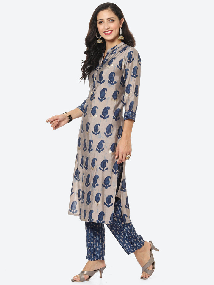 Paisley Printed Muslin Kurti With Pant