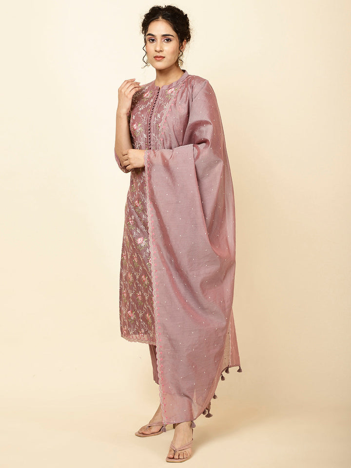 Embroidered Chanderi Kurta With Pants &amp; Dupatta