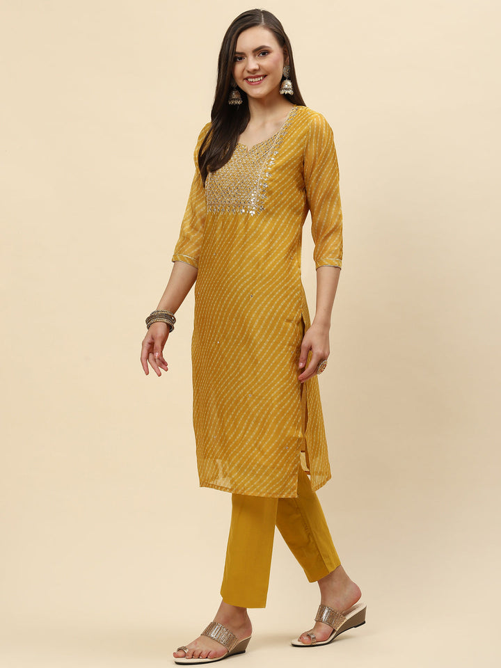 Mirror Embroidered &amp; Lehriya Chanderi Kurta With Pants