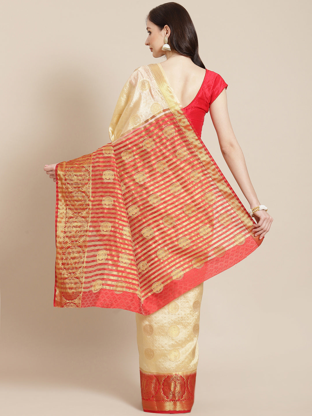 Zari Border Booti Art Handloom Woven Saree