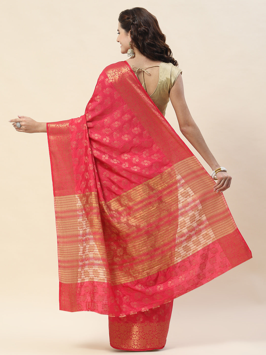 Zari Border Booti Woven Handloom Saree