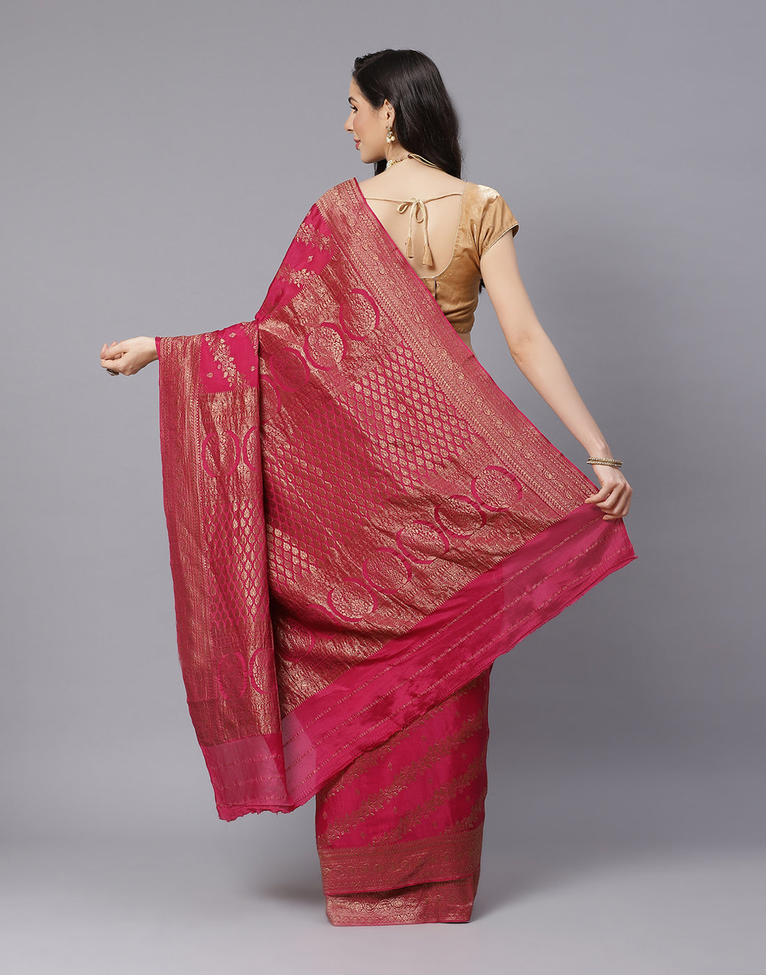 Beautiful Antique Zari Jaal Crepe Saree