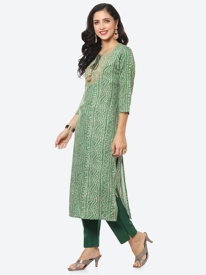 Yoke Embroided Bandhani Printed Cotton Kurti