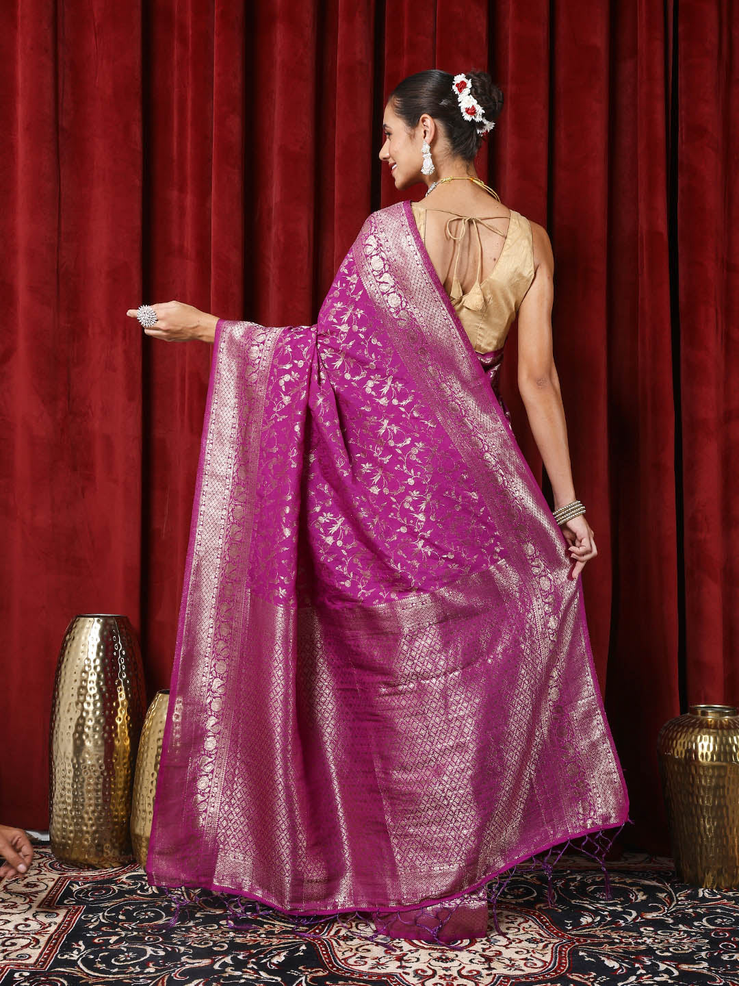 Zaari Jaal Woven Crepe Saree