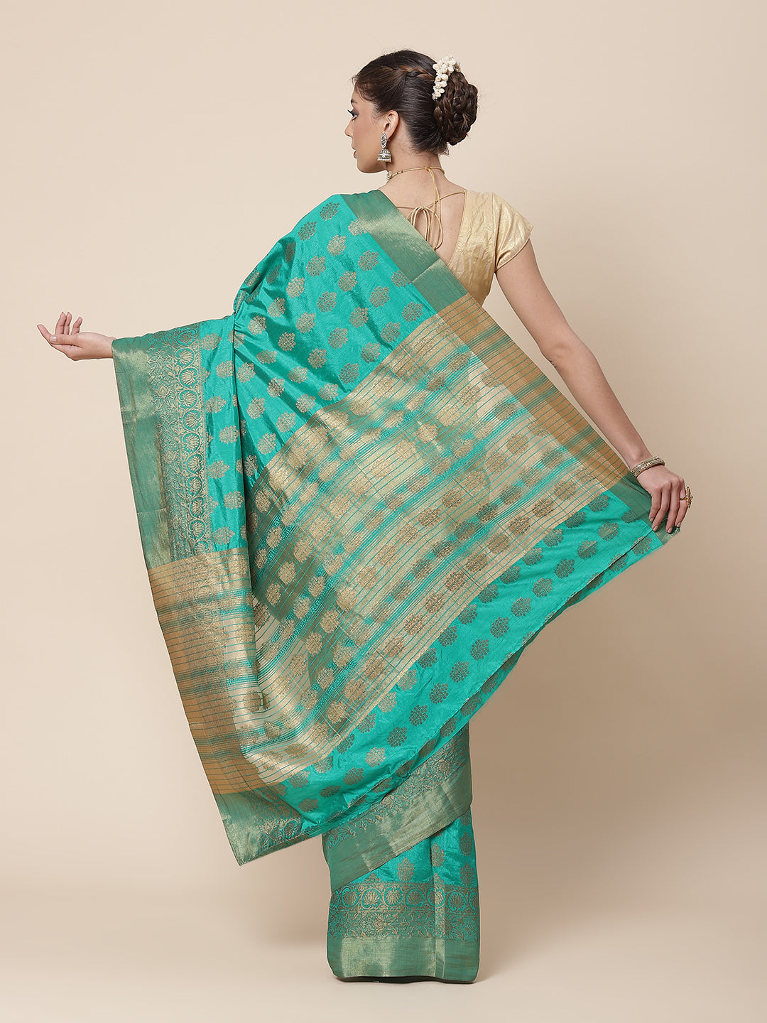 Zari Border Booti Art Handloom Woven Saree