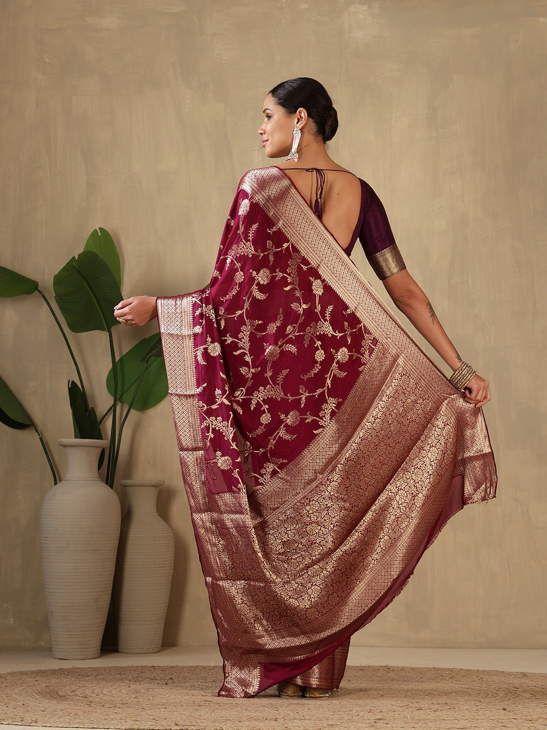 Plain Crepe Saree
