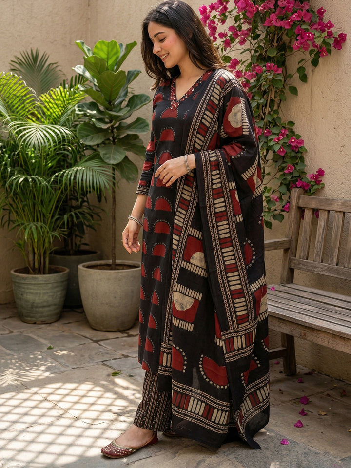 Black Cotton Blend Embroidered Straight Suit Set
