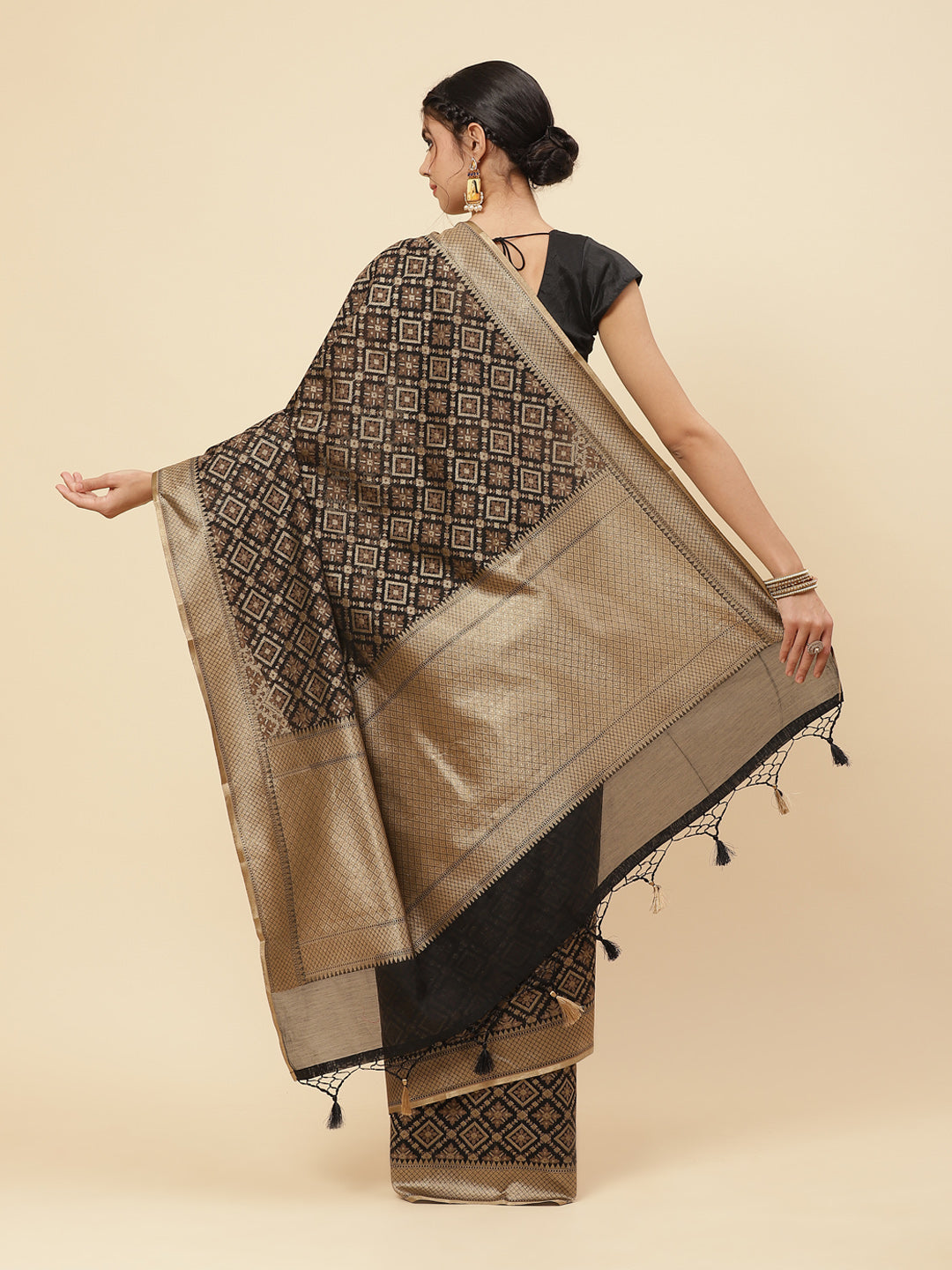 Cotton Wovn Saree