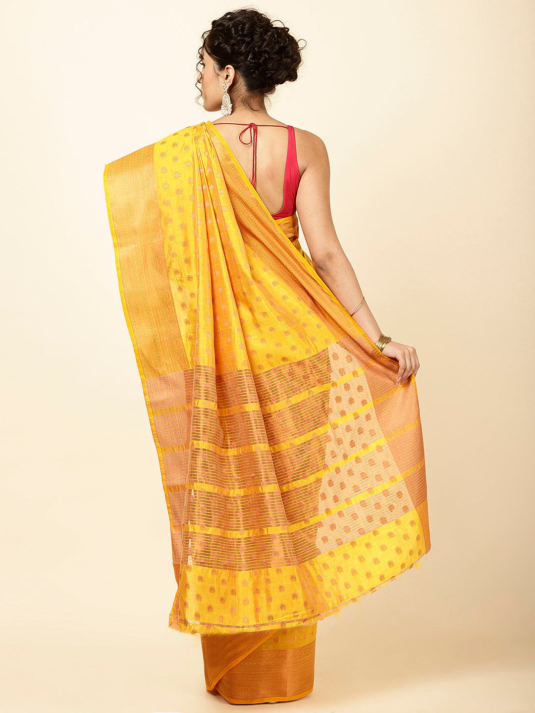 Zari Border Booti Woven Handloom Saree