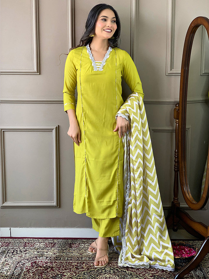 Resham Zari Embroidered Handloom Kurta With Pant &amp; Dupatta