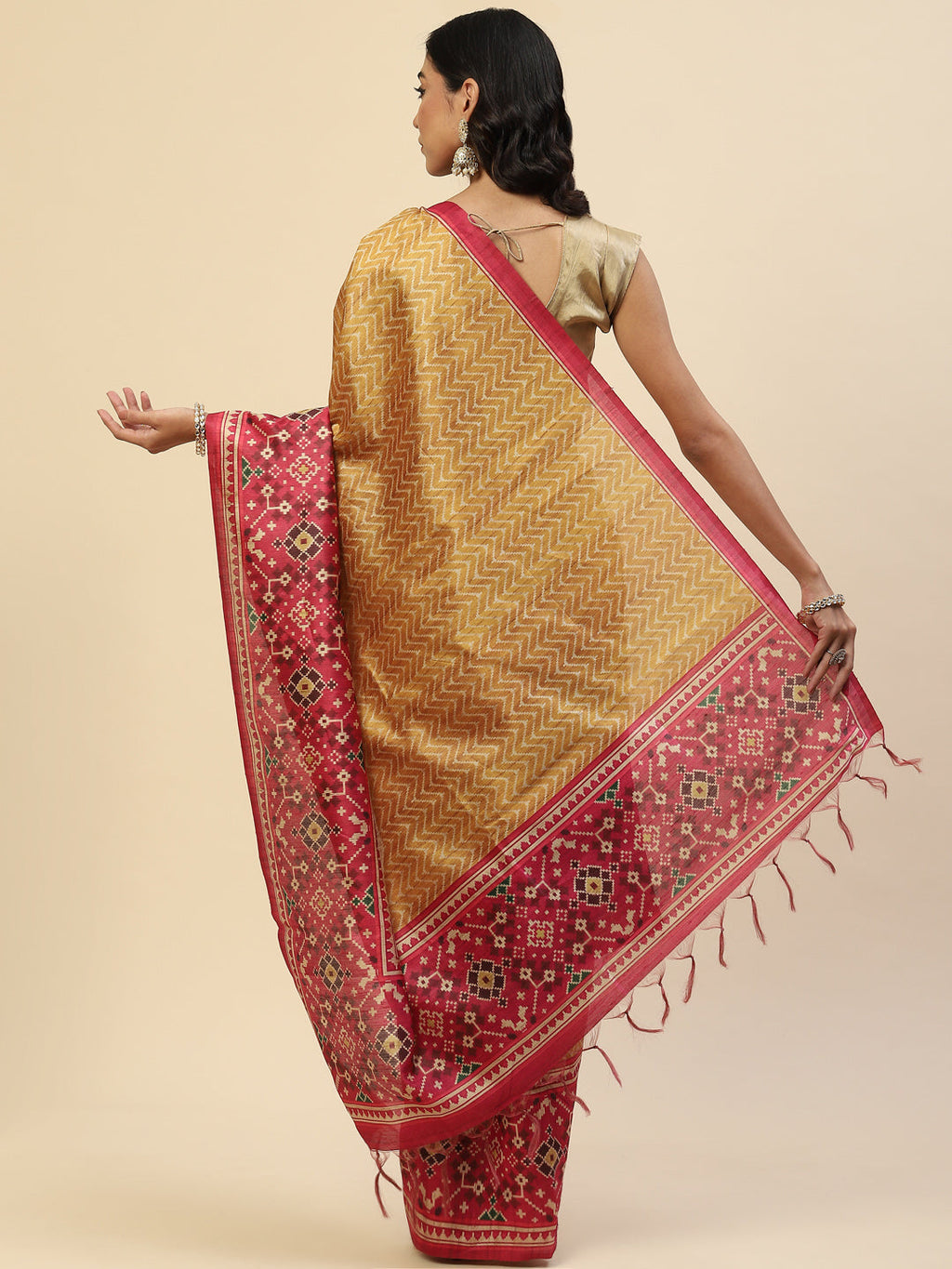 Geometric Printed Tussar Saree