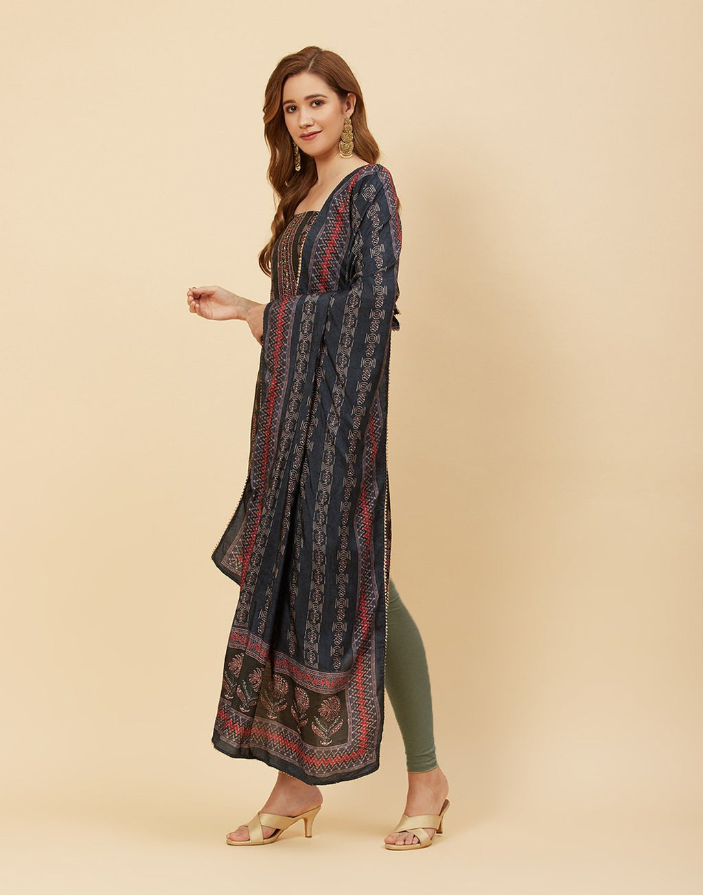 Printed Art Handloom Dupion Suit Piece
