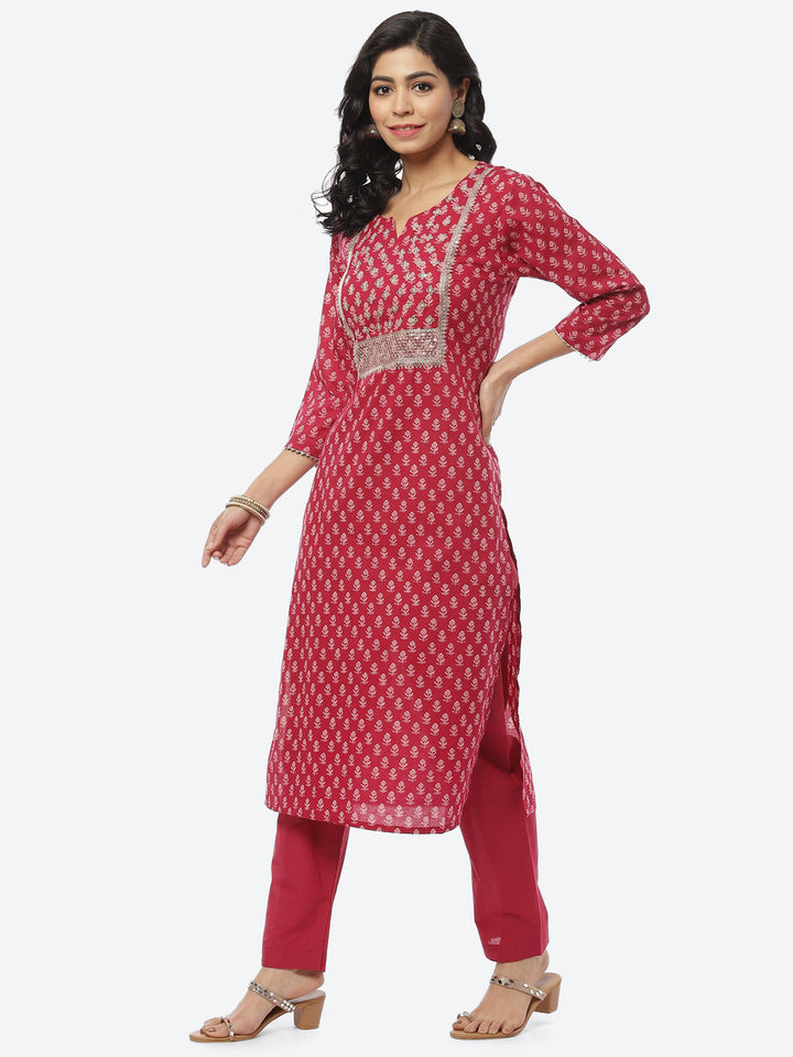 Printed Zari Neck Cotton Kurti With Pant