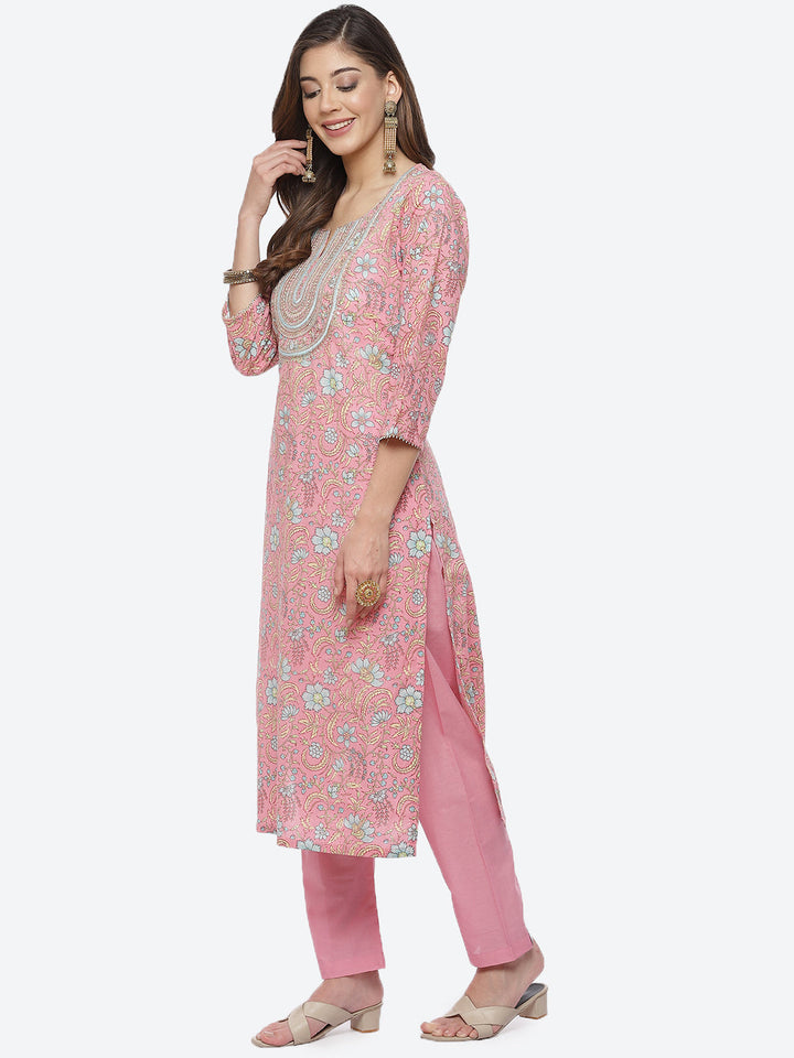 Zari Neck Embroidered Cotton Kurta With Pant