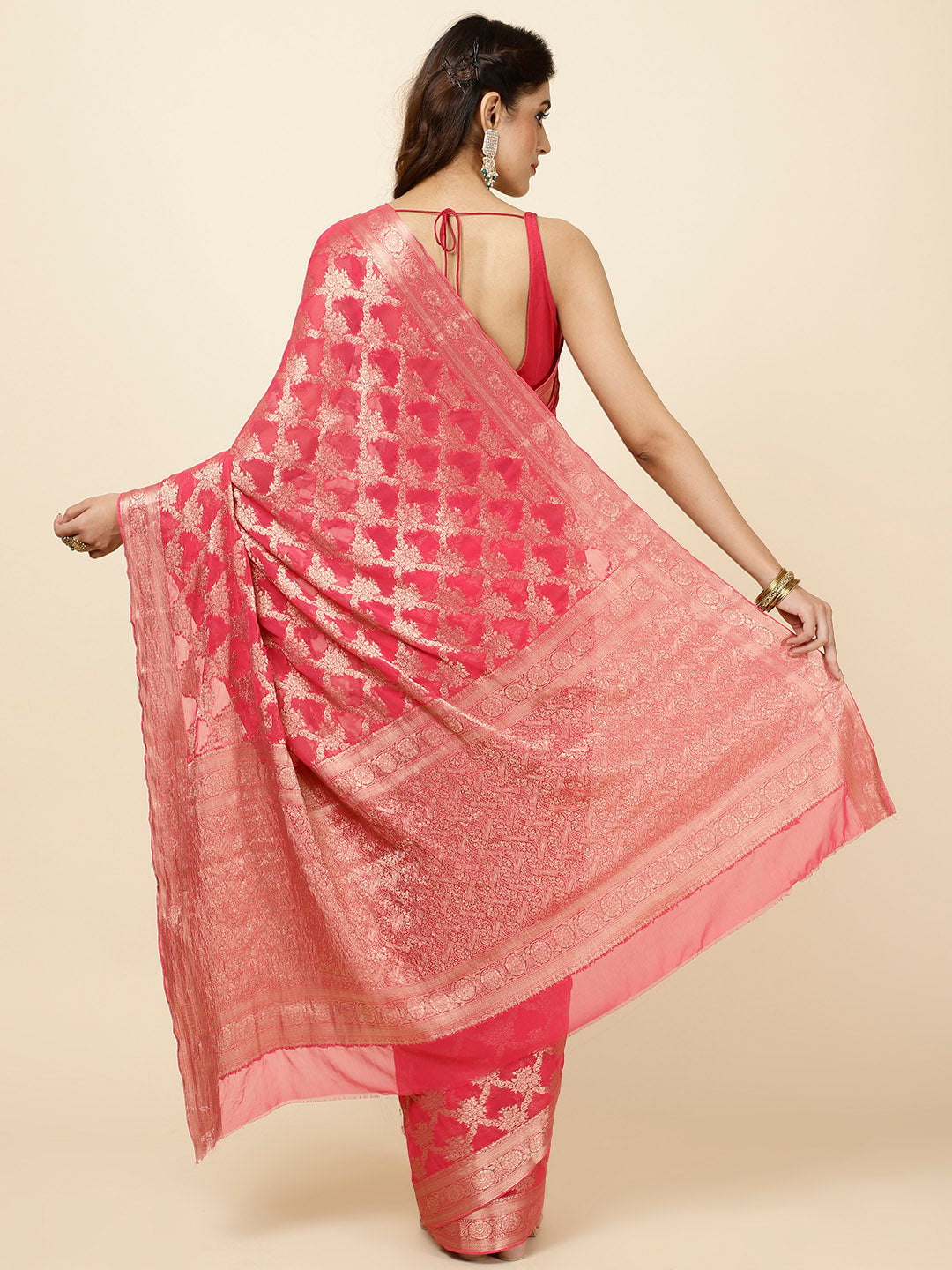 Zari Jaal Woven Chiffon Saree