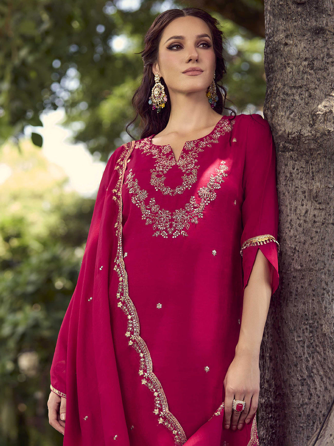 Embroidered Shimmer Vichitra Kurta With Pant &amp; Dupatta