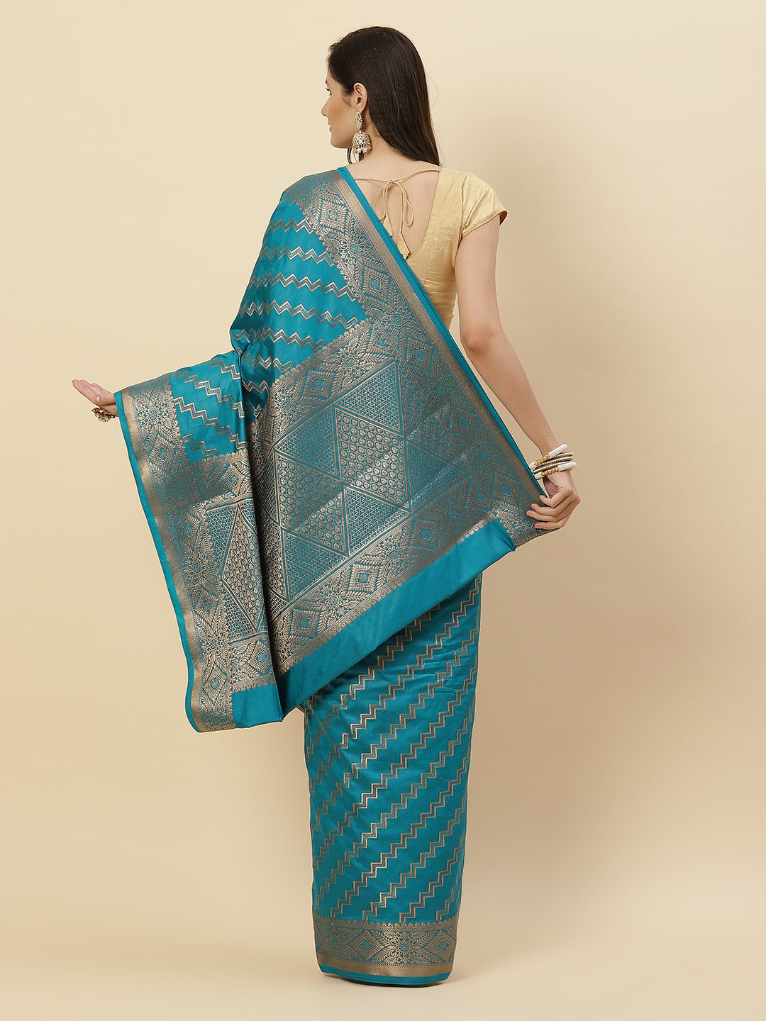 Zari Jaal Art Handloom Woven Saree