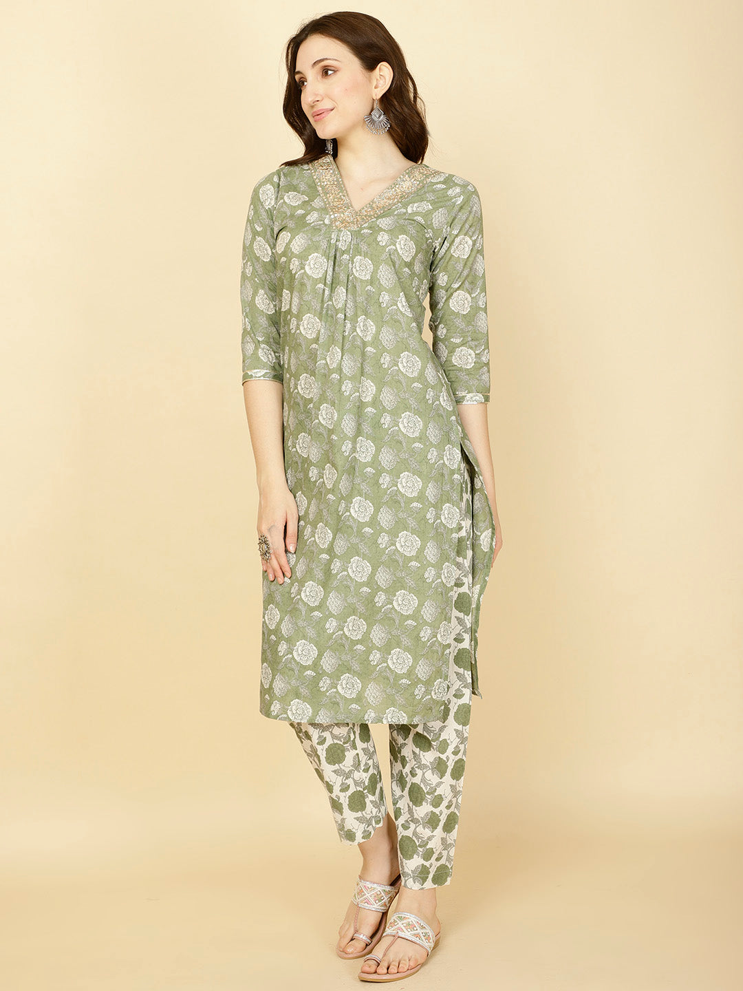 Floral Printed Cotton Kurta With Pants