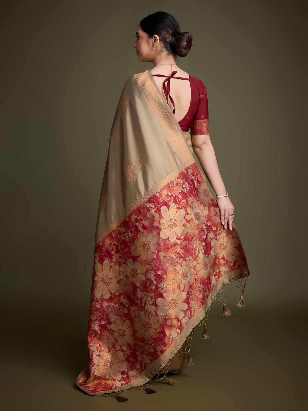 Zari Border Booti Art Silk Woven Saree