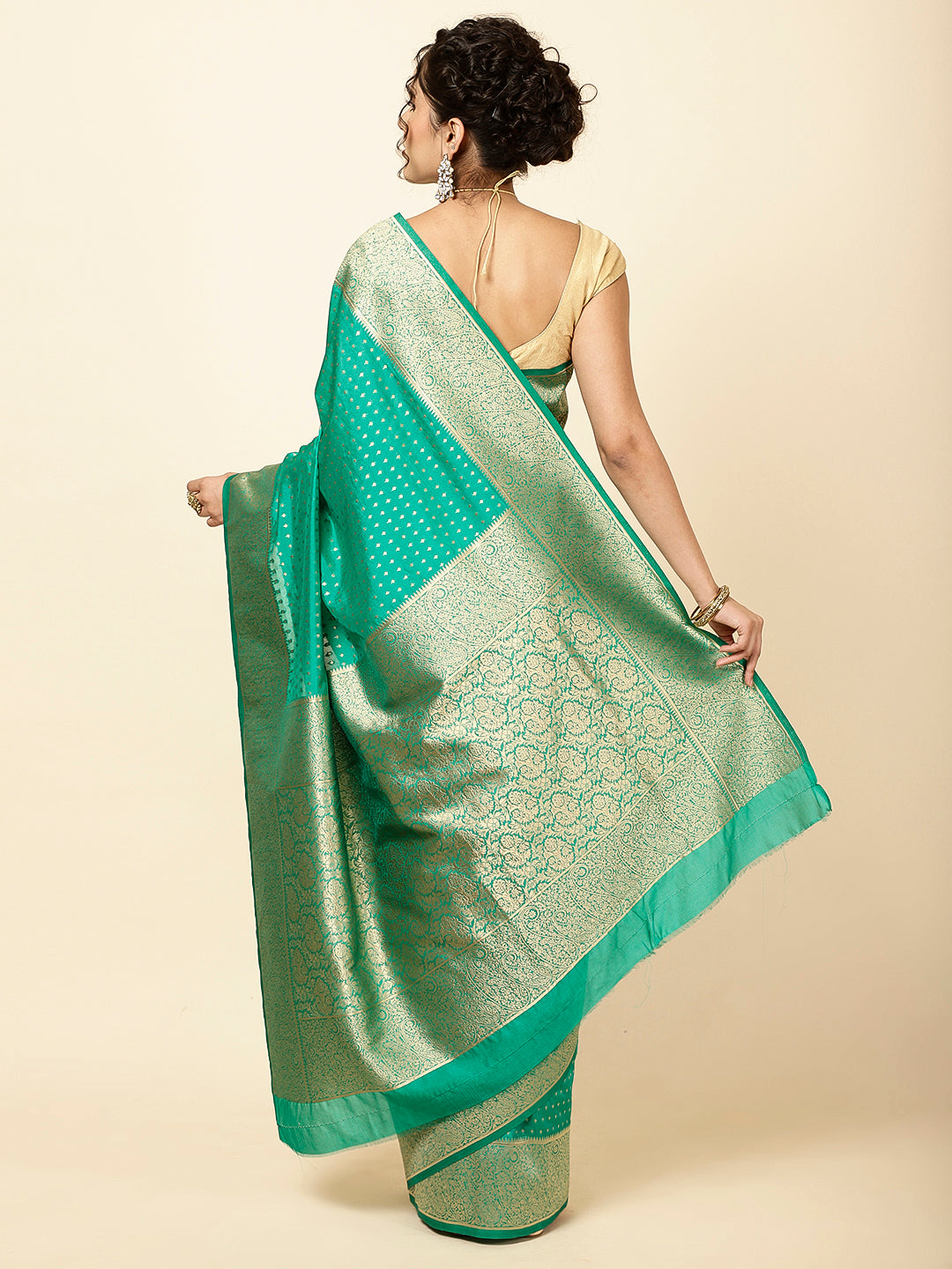 Zari Border Booti Woven Handloom Saree