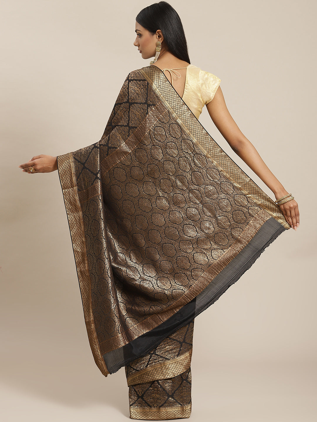 Antique Brocade Jaal Crepe Plain Saree