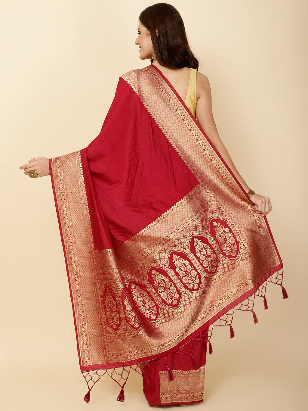 Zari Border Woven Handloom Saree