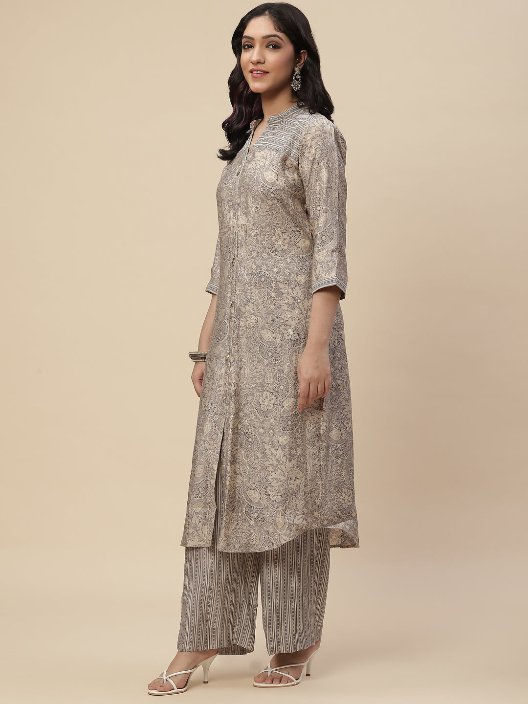 Sequin Crepe Kurta With Pants