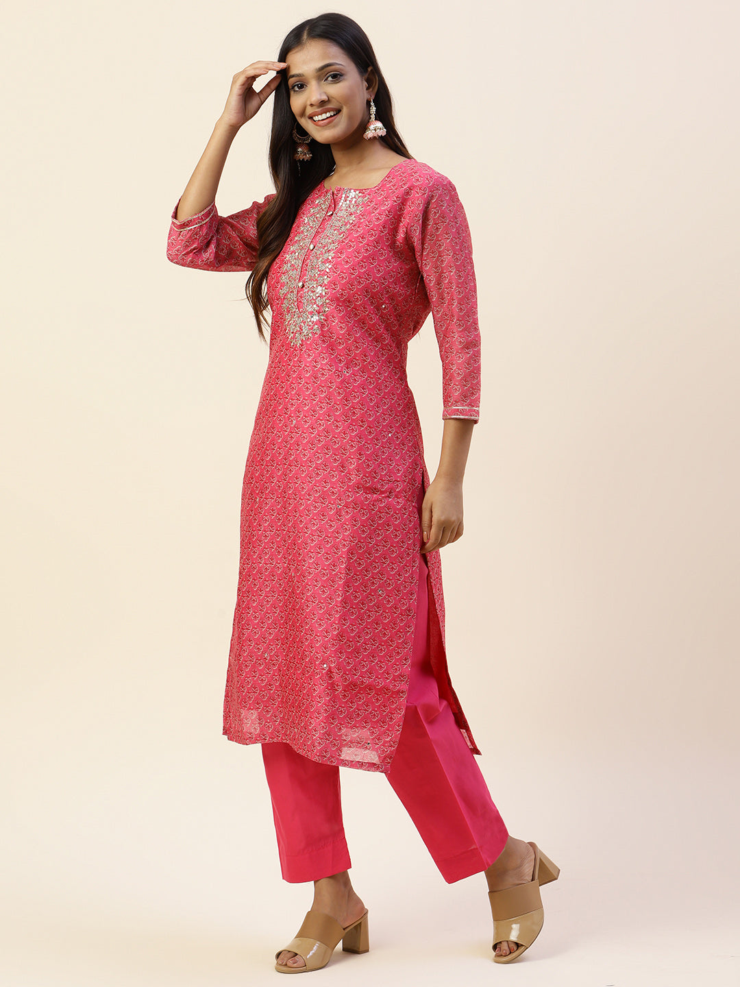 Printed &amp; Yoke Embroidered Chanderi Kurta With Pants