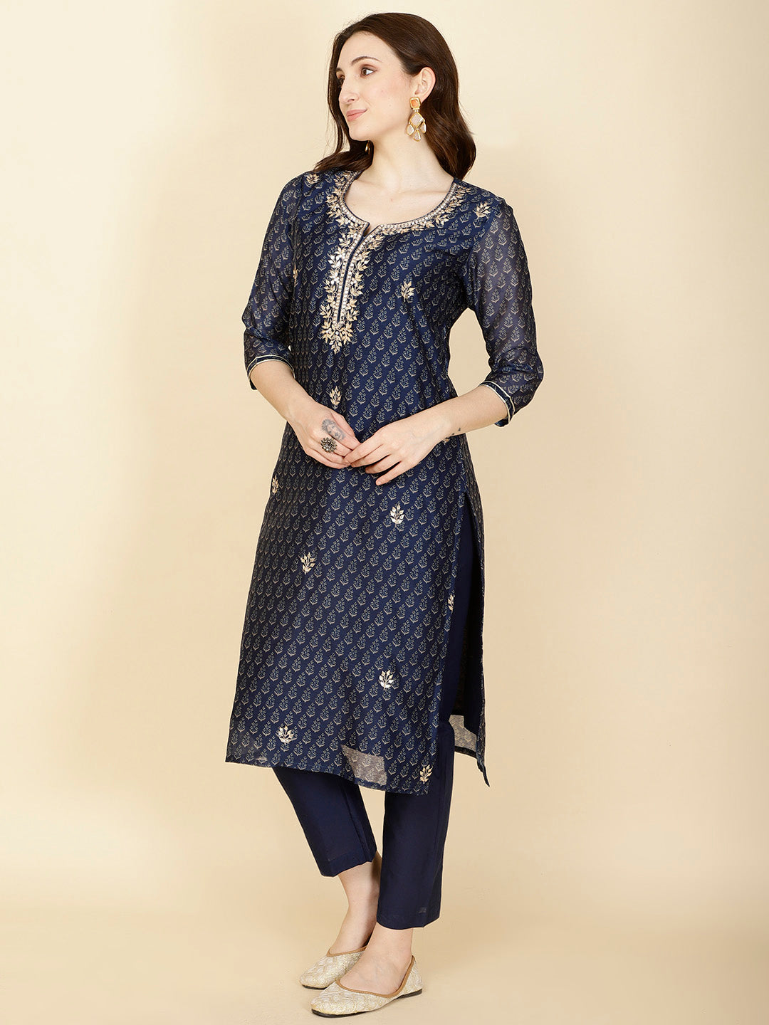 Floral Printed Chanderi Kurta With Pants