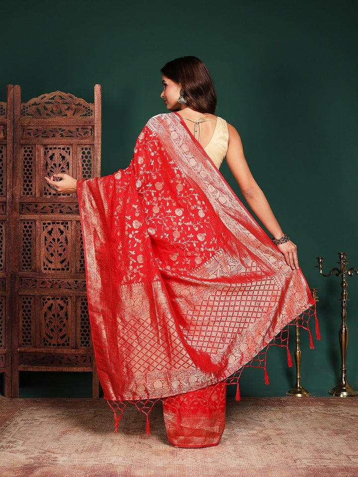 Plain Crepe Saree