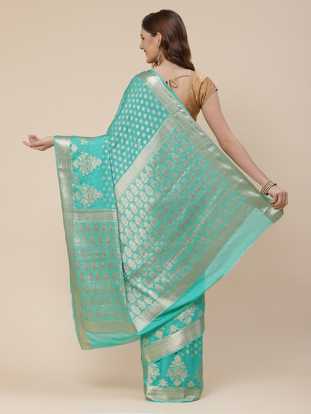 Zari Booti Georgette Plain Saree