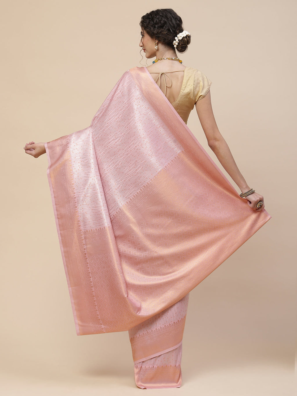 Zari Jaal Art Handloom Woven Saree