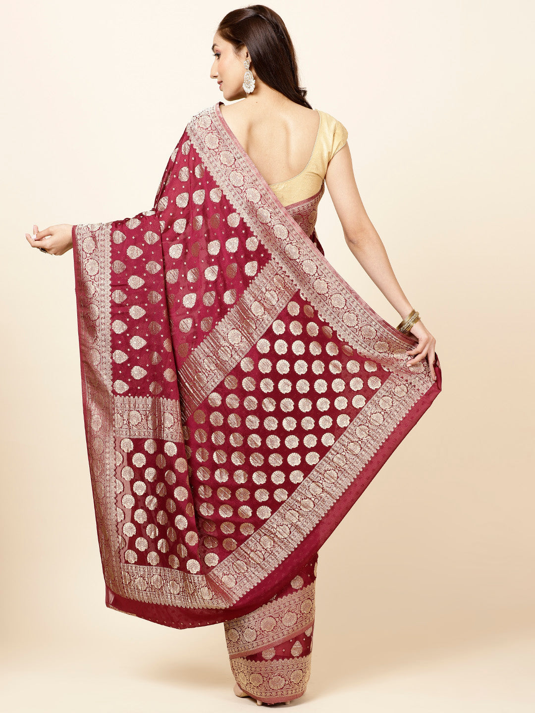 Zari Border Plain Georgette Saree