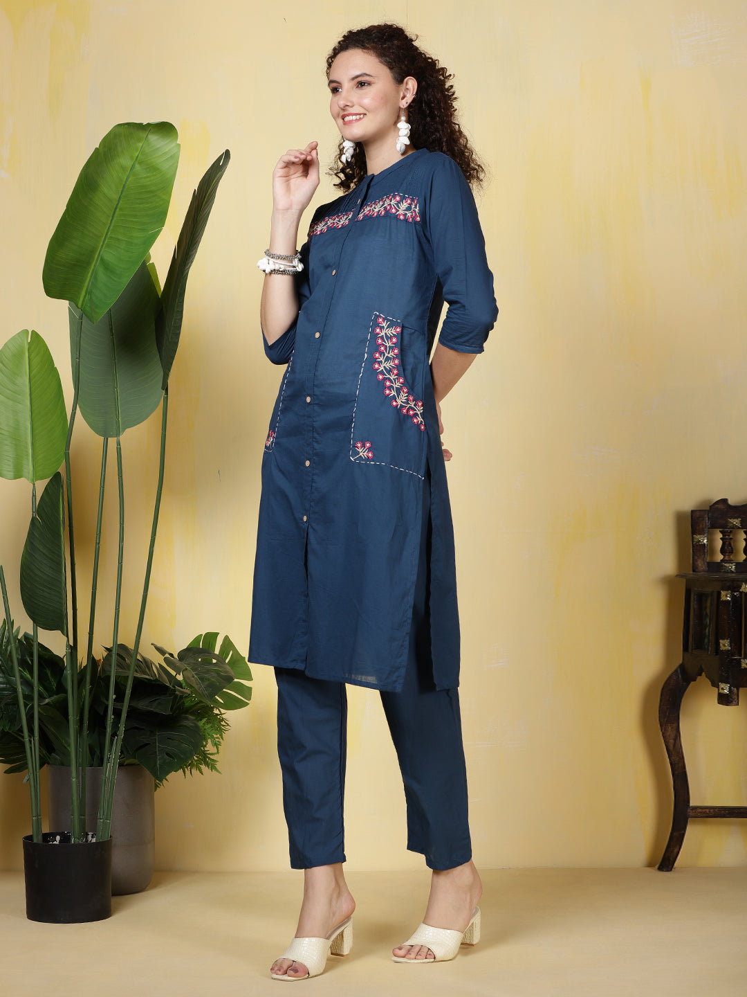 Printed Cotton Blend Kurta With Pants