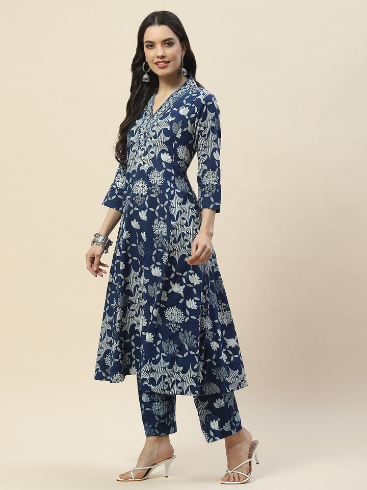 Printed Cotton Kurta With Pants