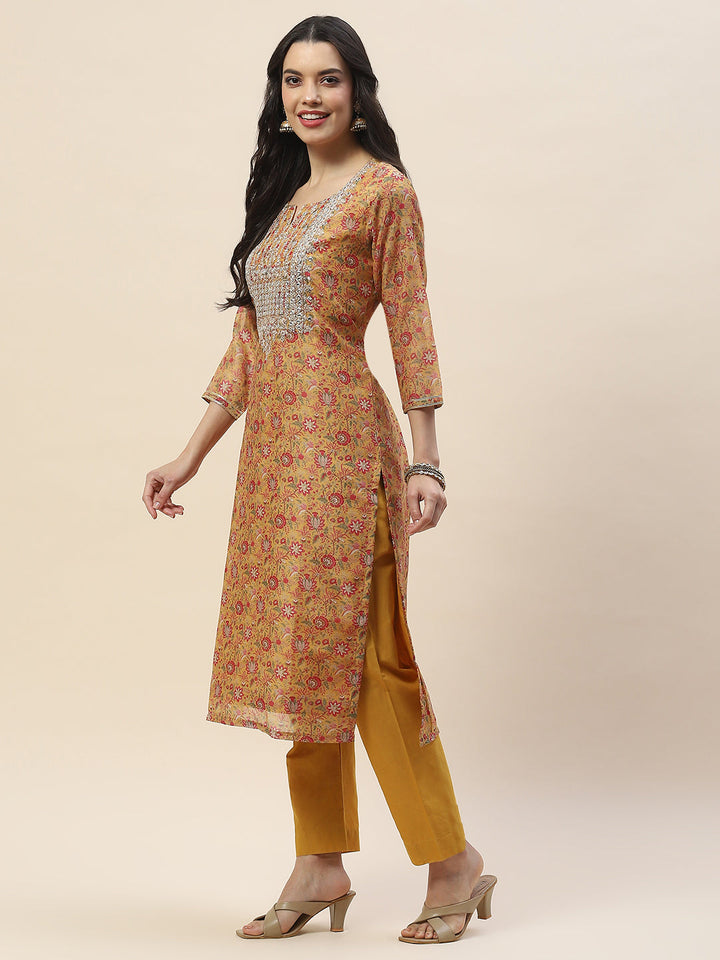 Printed Chanderi Kurta With Pants