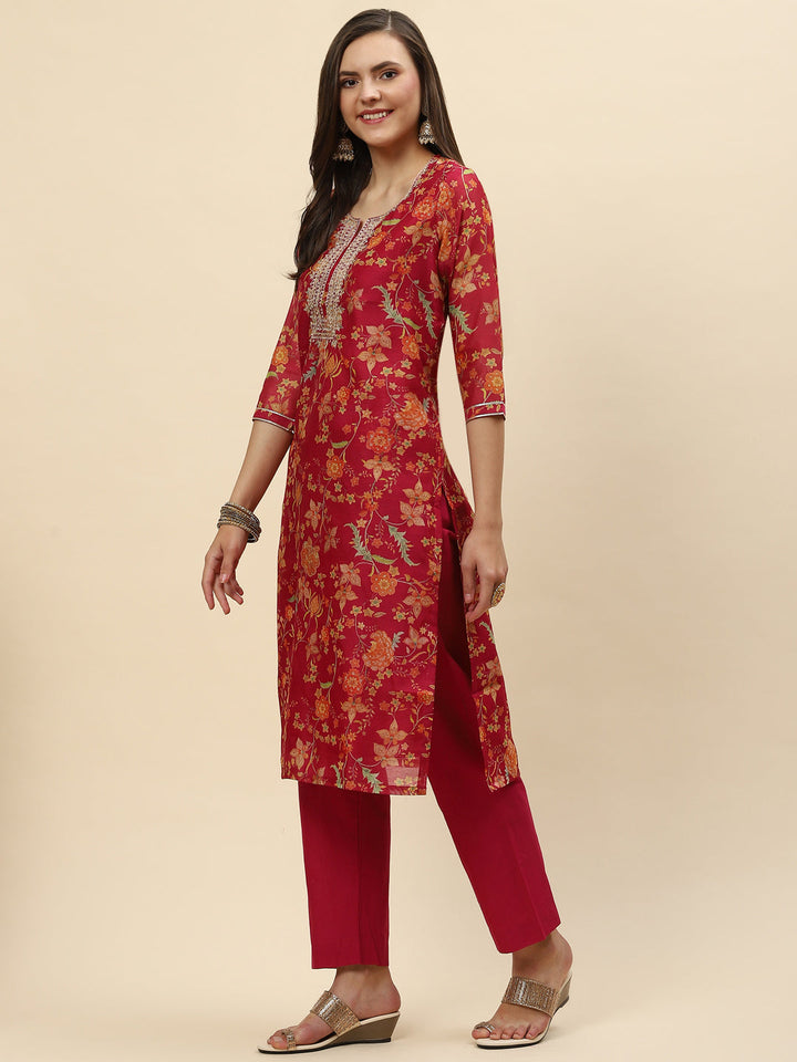 Neck Embroidered &amp; Floral Printed Chanderi Kurta With Pants
